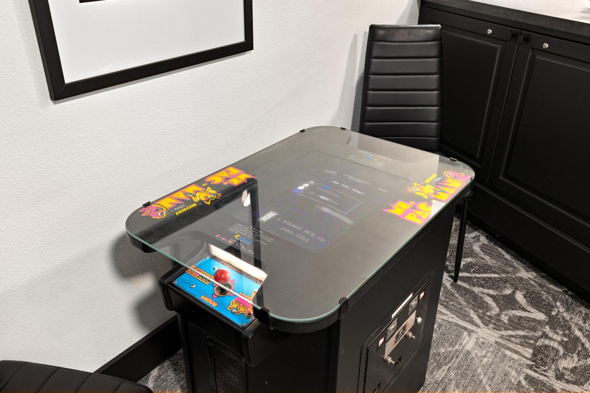 Icon Inn 埃伦斯堡 外观 照片